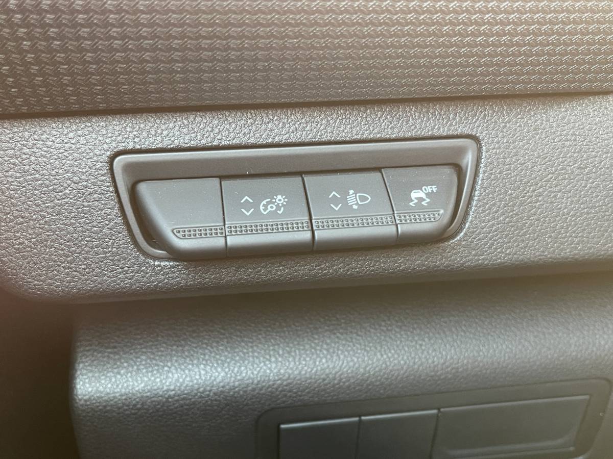 Nissan Townstar Nissan Townstar 1.3 TCe | Unieke Kilometerstand! | Airconditioning | Led | DAB | Multifunctioneel Stuurwiel | Automatische Verlichting |