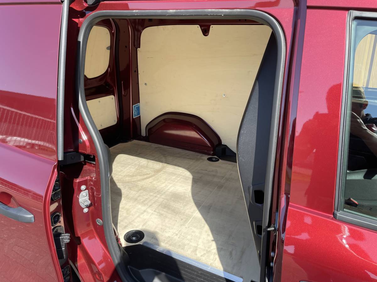 Nissan Townstar Nissan Townstar 1.3 TCe | Unieke Kilometerstand! | Airconditioning | Led | DAB | Multifunctioneel Stuurwiel | Automatische Verlichting |