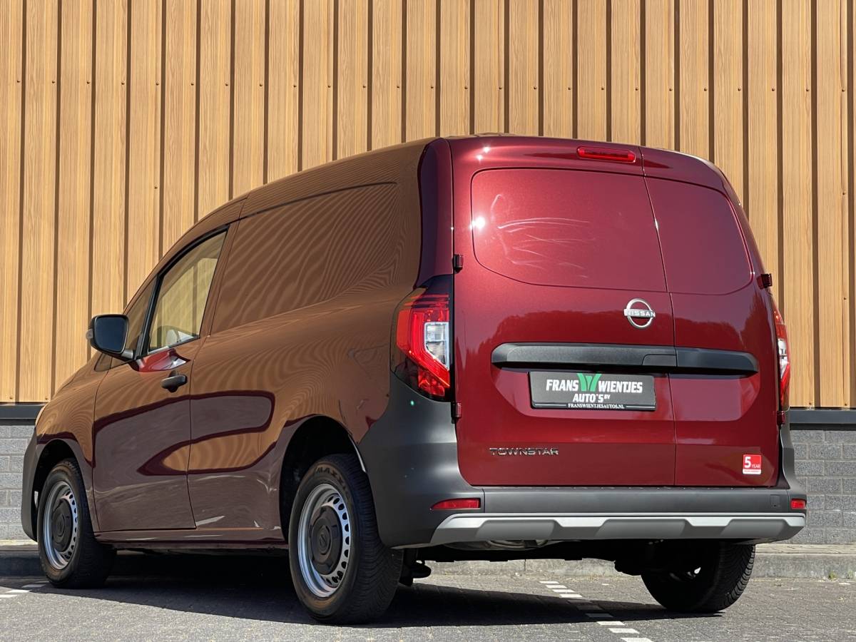 Nissan Townstar Nissan Townstar 1.3 TCe | Unieke Kilometerstand! | Airconditioning | Led | DAB | Multifunctioneel Stuurwiel | Automatische Verlichting |