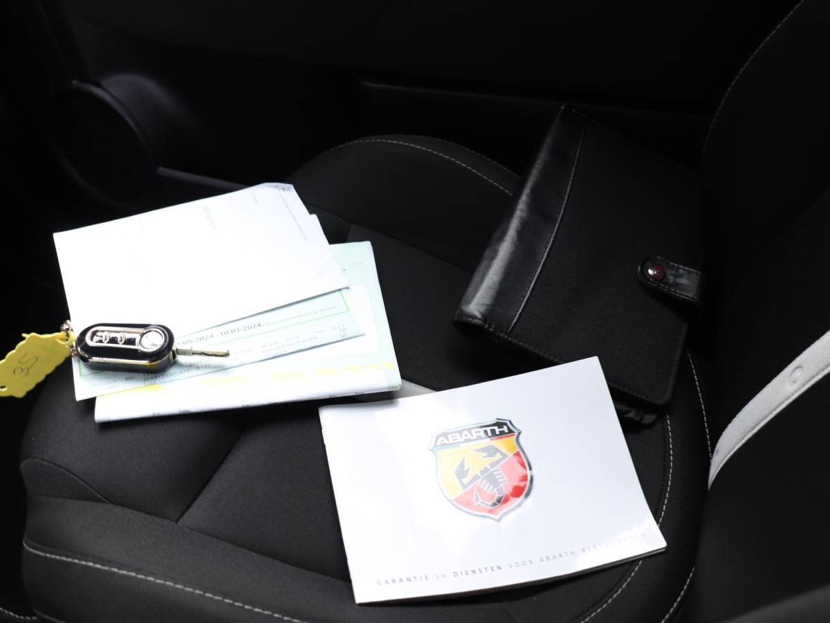 Fiat 500 Fiat 500 1.4 T-Jet Abarth Elaborabile | AUT. | PDC | CLIMATE | BLUETOOTH |