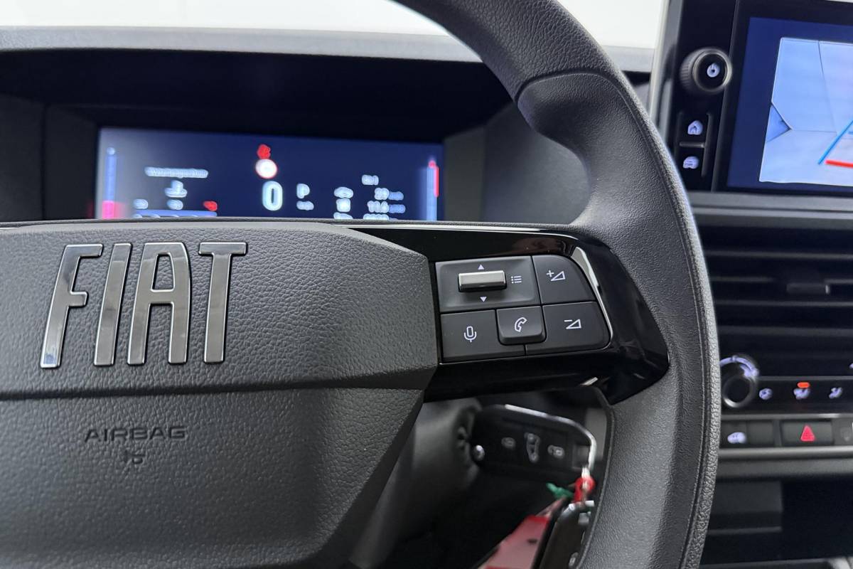 Fiat Scudo Fiat Scudo 2.0 Diesel 145 S&S L2 Automaat | Navigatie | Camera | Laadruimte betimmering | 3 Zitplaatsen | Mistlampen voor | Cruise control | Airco