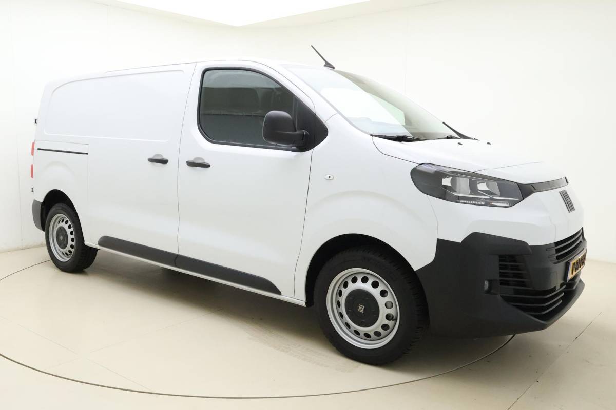 Fiat Scudo Fiat Scudo 2.0 Diesel 145 S&S L2 Automaat | Navigatie | Camera | Laadruimte betimmering | 3 Zitplaatsen | Mistlampen voor | Cruise control | Airco