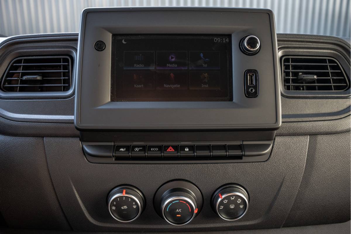 Renault Master Renault Master **2.3dCi | Bakwagen met Laadklep | LED | Carplay | Camera | Cruise**