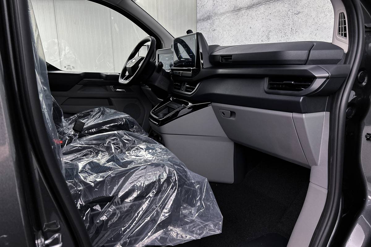 Ford  Ford E-Custom L2 Sport | Dubbel cabine | 2x schuifdeur | adaptieve cruise control