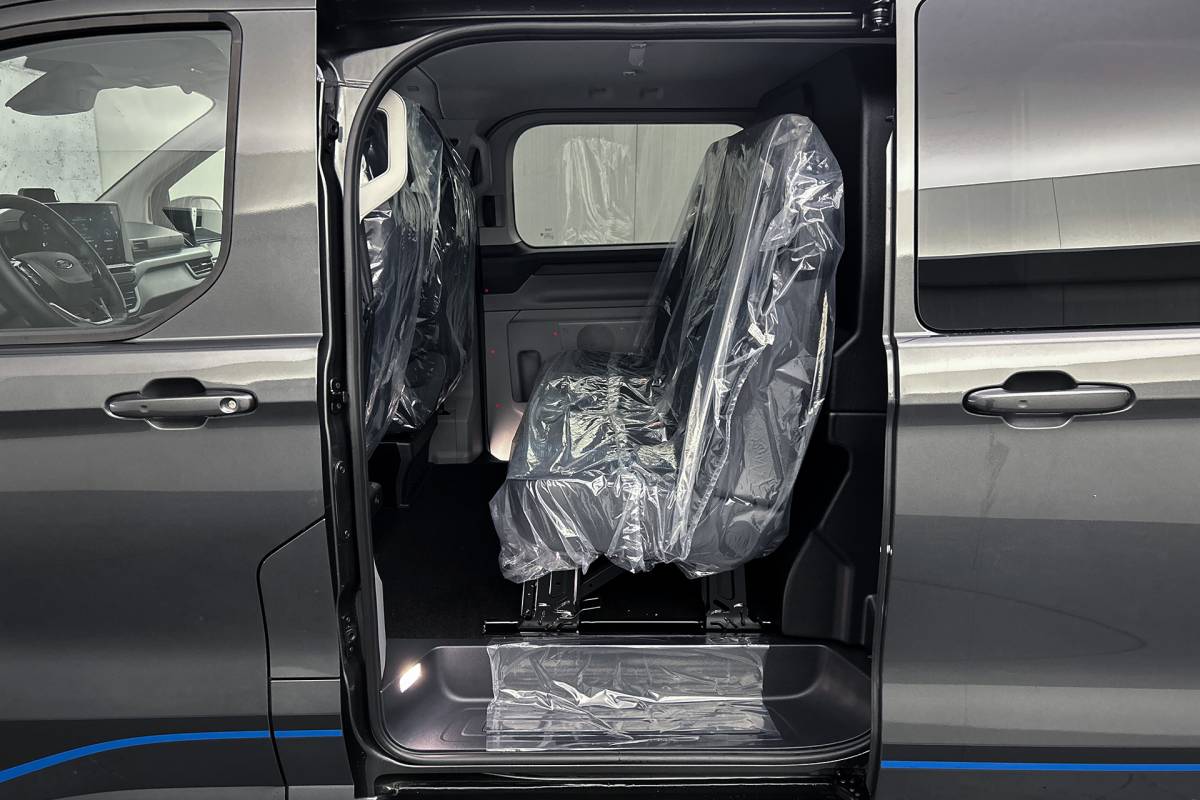 Ford  Ford E-Custom L2 Sport | Dubbel cabine | 2x schuifdeur | adaptieve cruise control