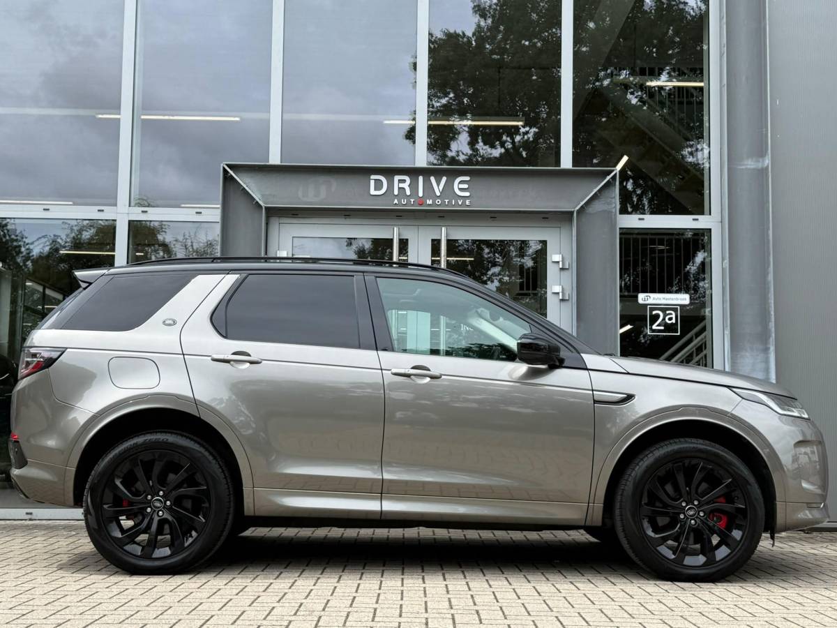 Land Rover Discovery Sport Land Rover Discovery Sport P300e 1.5 R-Dynamic HSE |Pano|ACC|Ventilatie|Winter|Meridian|Sfeer|El.Trekhaak|Silicon Premium