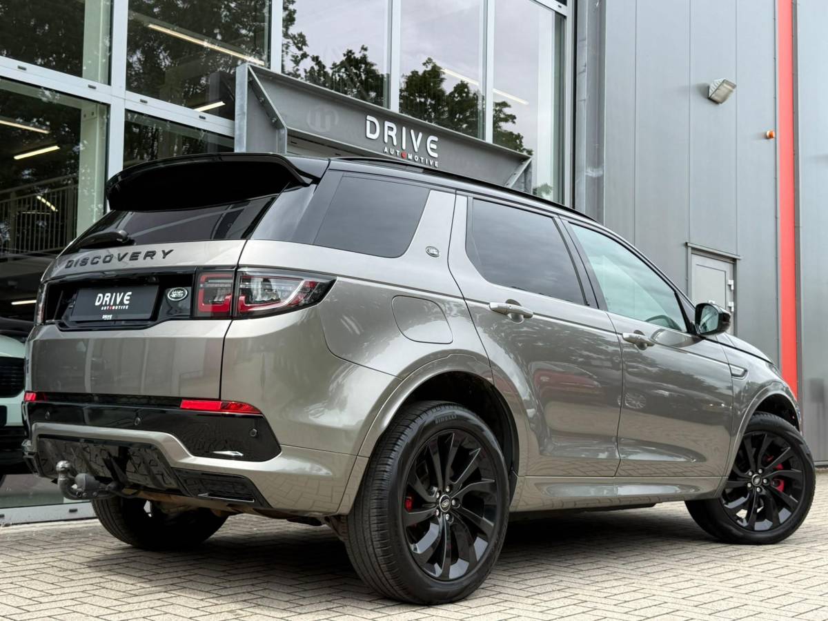 Land Rover Discovery Sport Land Rover Discovery Sport P300e 1.5 R-Dynamic HSE |Pano|ACC|Ventilatie|Winter|Meridian|Sfeer|El.Trekhaak|Silicon Premium
