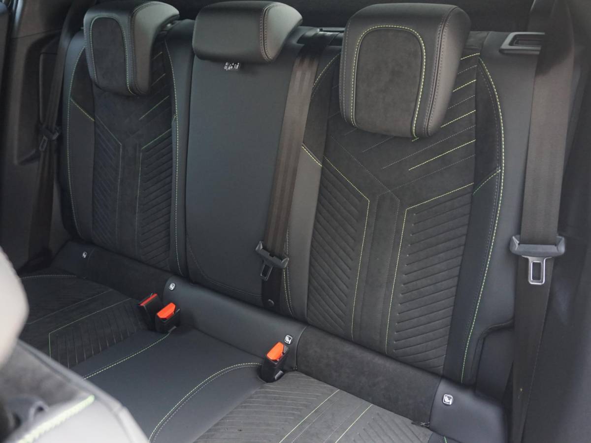 Peugeot e-2008 Peugeot e-2008 EV GT Avantage 54 kWh Leder Alcantara