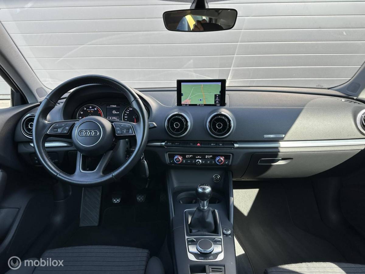 Audi A3 Audi A3 Sportback 1.0 TFSI Sport CLIMA*NAV*PDC*STOELVERW*ENZ