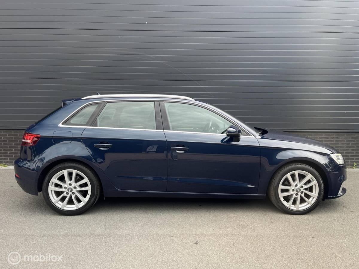 Audi A3 Audi A3 Sportback 1.0 TFSI Sport CLIMA*NAV*PDC*STOELVERW*ENZ