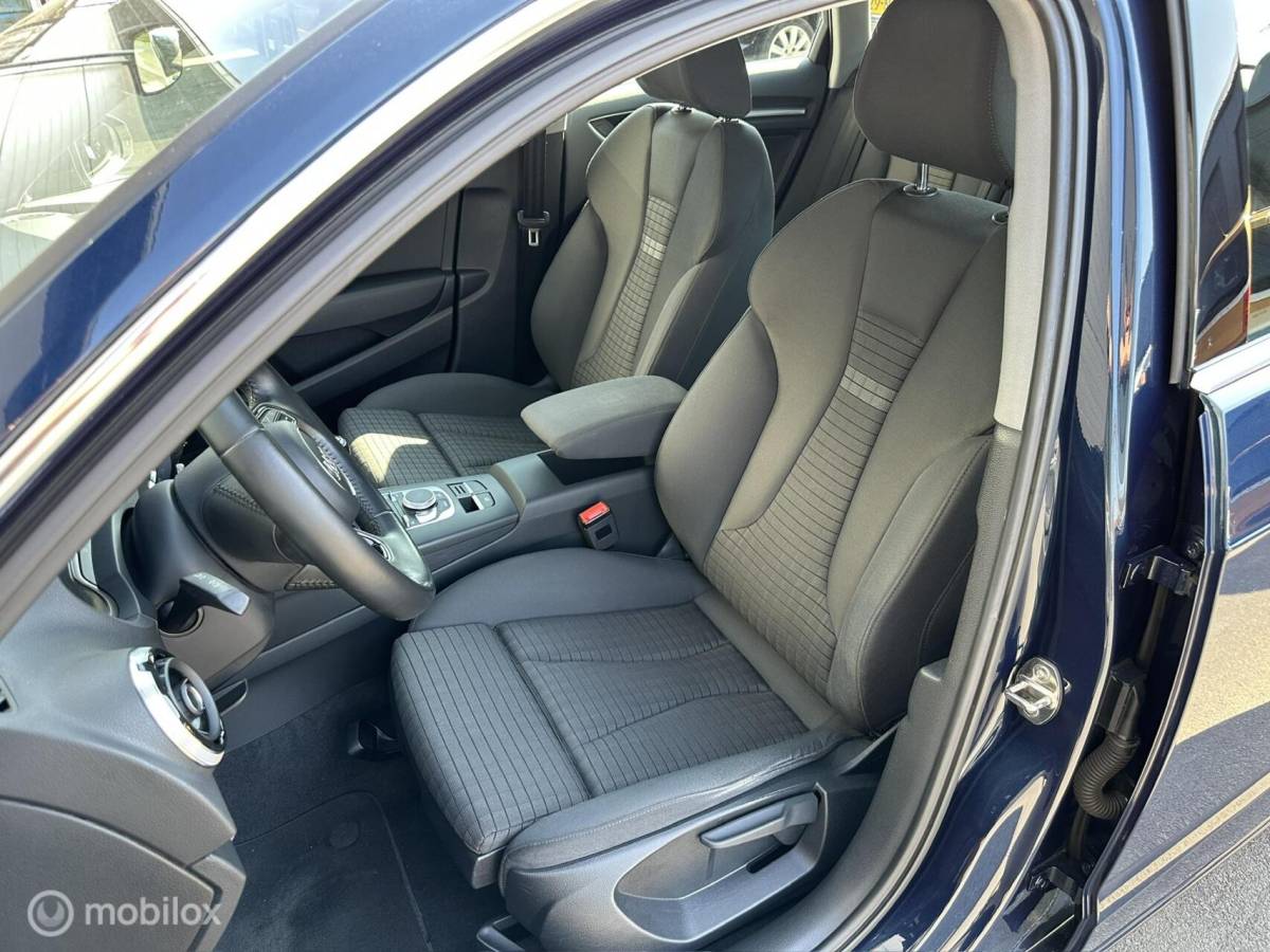 Audi A3 Audi A3 Sportback 1.0 TFSI Sport CLIMA*NAV*PDC*STOELVERW*ENZ