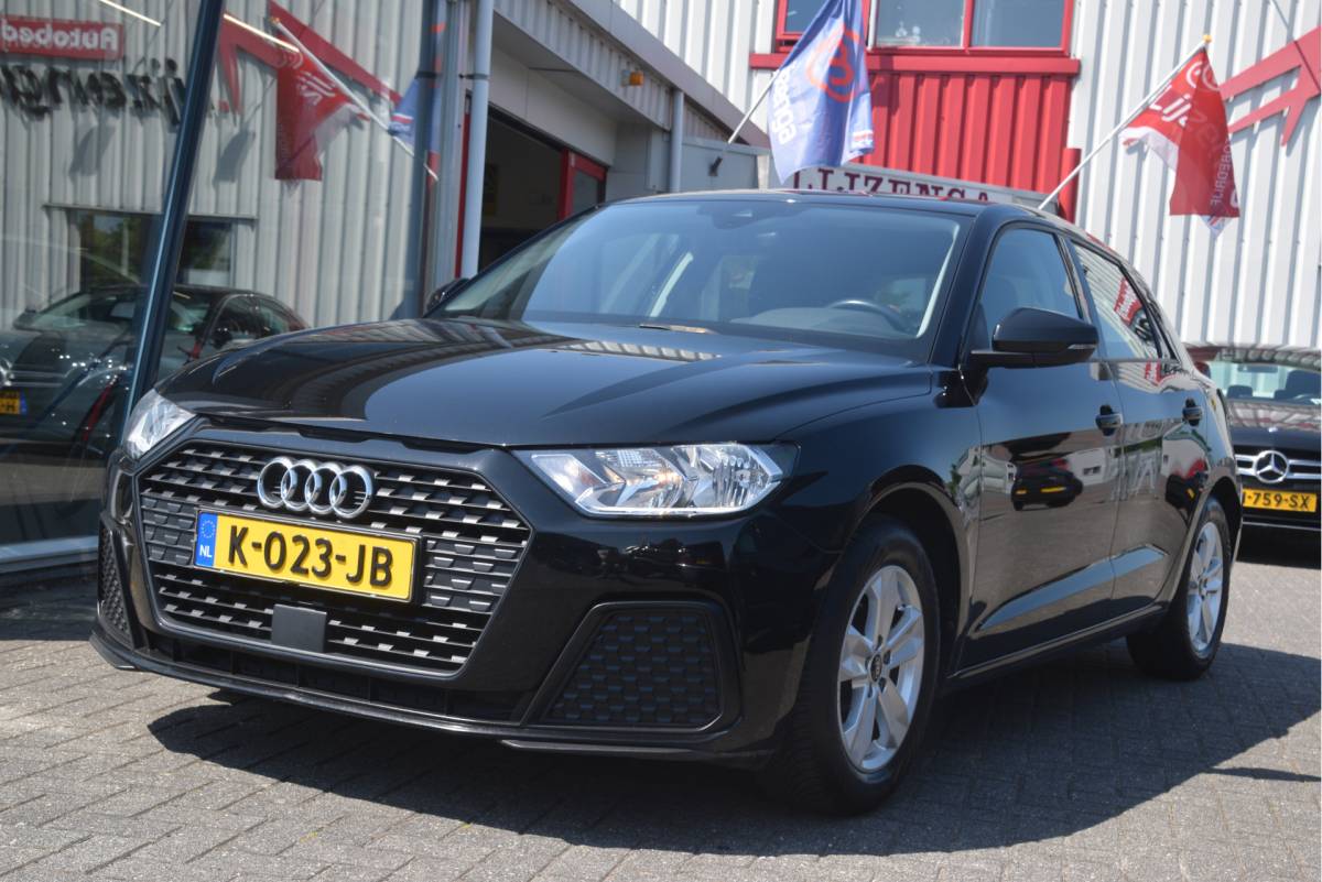 Audi A1 Sportback Audi A1 Sportback 25 TFSI Pro Line Carplay | DAB | Virtual cockpit | Sportstuur | LMV