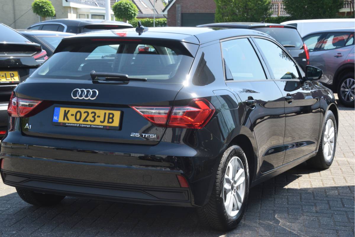 Audi A1 Sportback Audi A1 Sportback 25 TFSI Pro Line Carplay | DAB | Virtual cockpit | Sportstuur | LMV