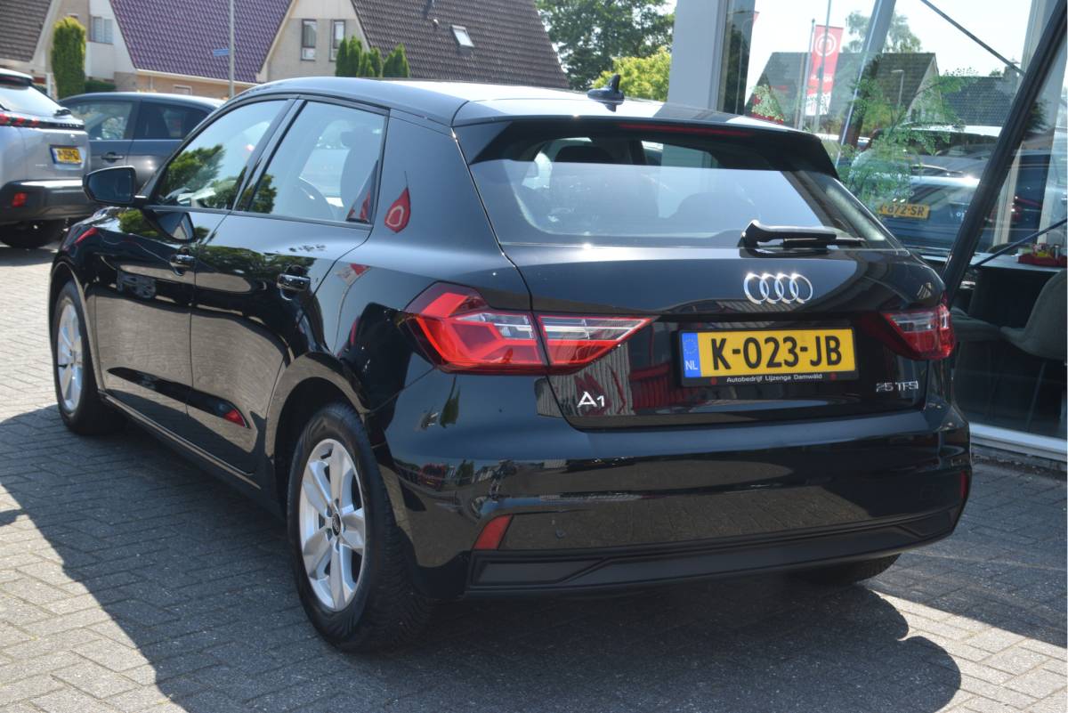 Audi A1 Sportback Audi A1 Sportback 25 TFSI Pro Line Carplay | DAB | Virtual cockpit | Sportstuur | LMV