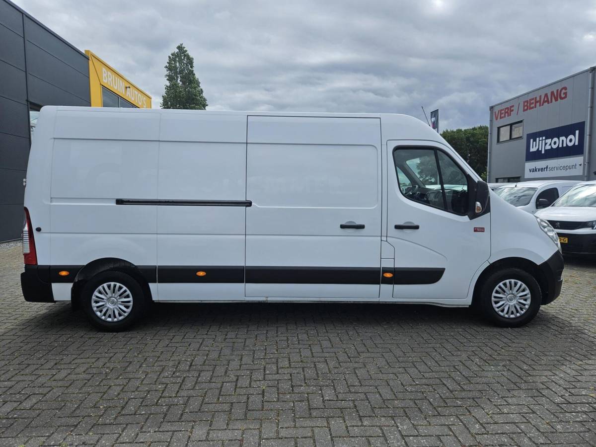 Renault Master Renault Master 2.3 dCi L3H2 Airco 145 PK Navi 3-zits Cruise