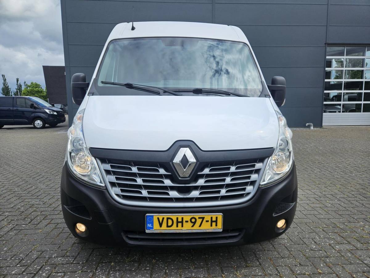 Renault Master Renault Master 2.3 dCi L3H2 Airco 145 PK Navi 3-zits Cruise