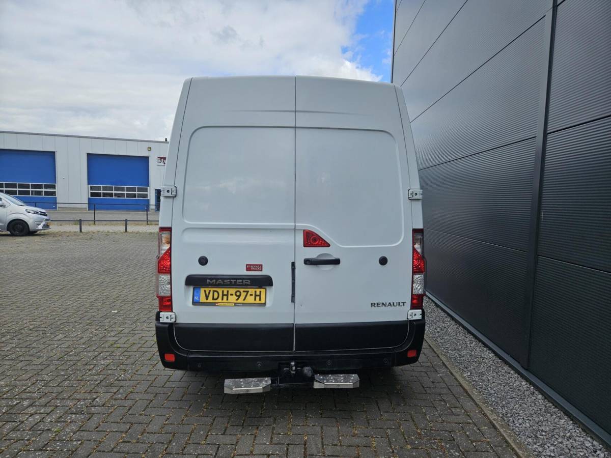Renault Master Renault Master 2.3 dCi L3H2 Airco 145 PK Navi 3-zits Cruise