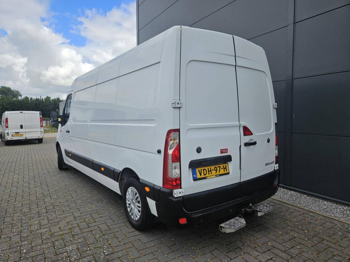 Renault Master Renault Master 2.3 dCi L3H2 Airco 145 PK Navi 3-zits Cruise