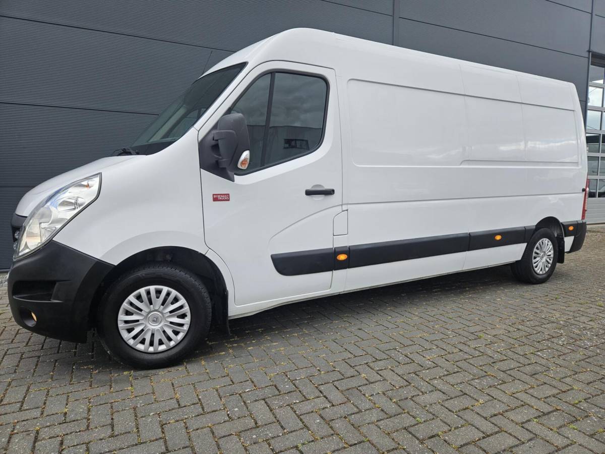 Renault Master Renault Master 2.3 dCi L3H2 Airco 145 PK Navi 3-zits Cruise