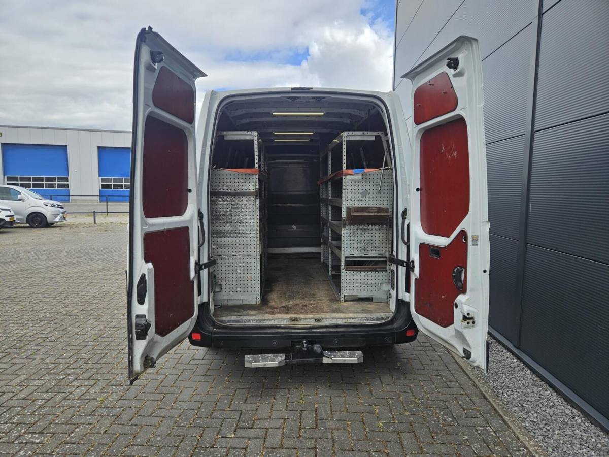 Renault Master Renault Master 2.3 dCi L3H2 Airco 145 PK Navi 3-zits Cruise