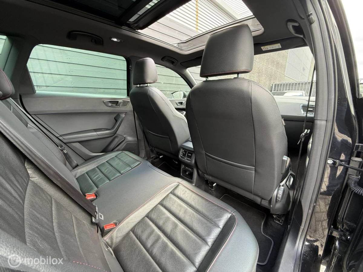 SEAT Ateca Seat Ateca 1.5 TSI FR Intense DSG Pano.dak/Trekhaak/Viritual/LED