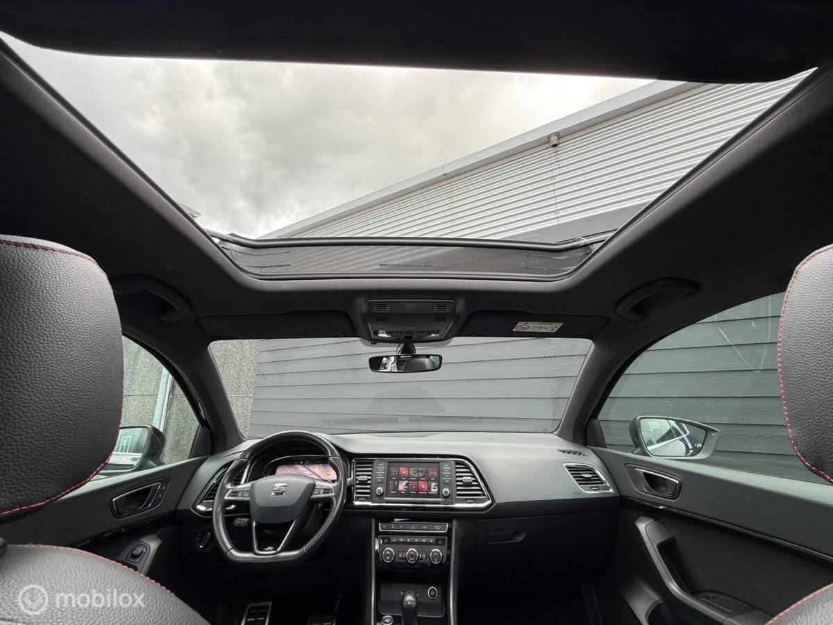 SEAT Ateca Seat Ateca 1.5 TSI FR Intense DSG Pano.dak/Trekhaak/Viritual/LED