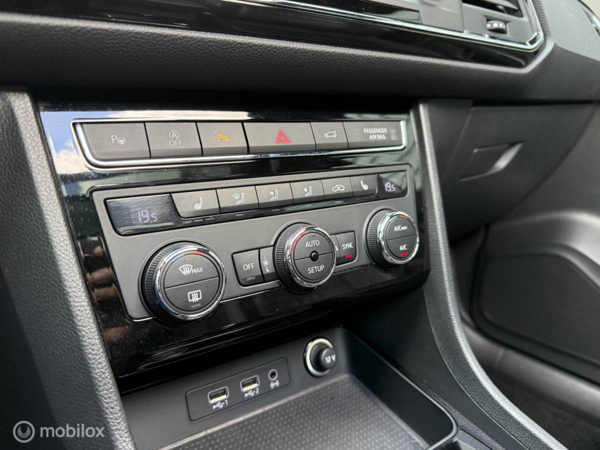 SEAT Ateca Seat Ateca 1.5 TSI FR Intense DSG Pano.dak/Trekhaak/Viritual/LED