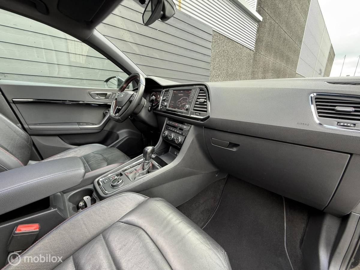 SEAT Ateca Seat Ateca 1.5 TSI FR Intense DSG Pano.dak/Trekhaak/Viritual/LED