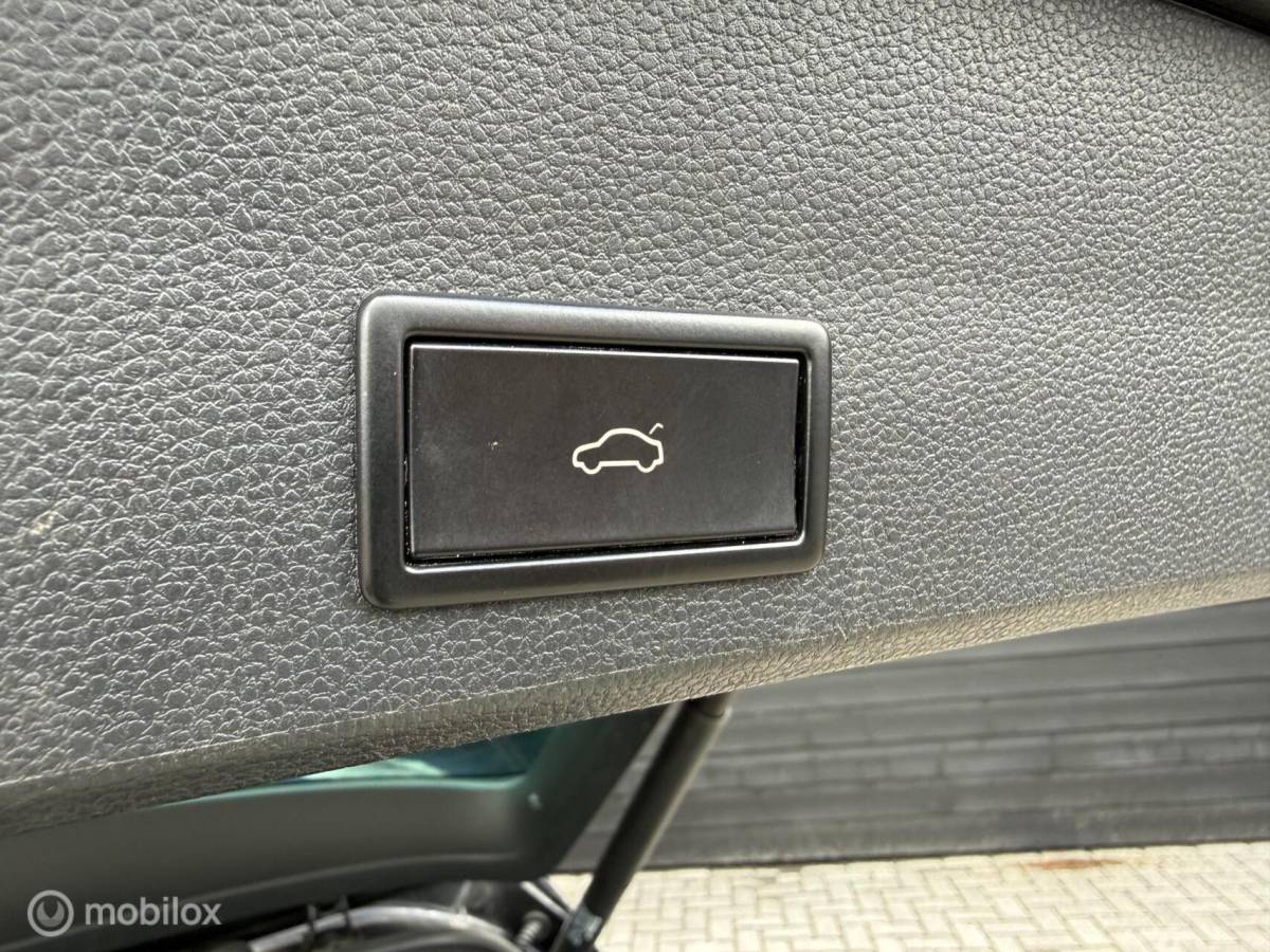 SEAT Ateca Seat Ateca 1.5 TSI FR Intense DSG Pano.dak/Trekhaak/Viritual/LED