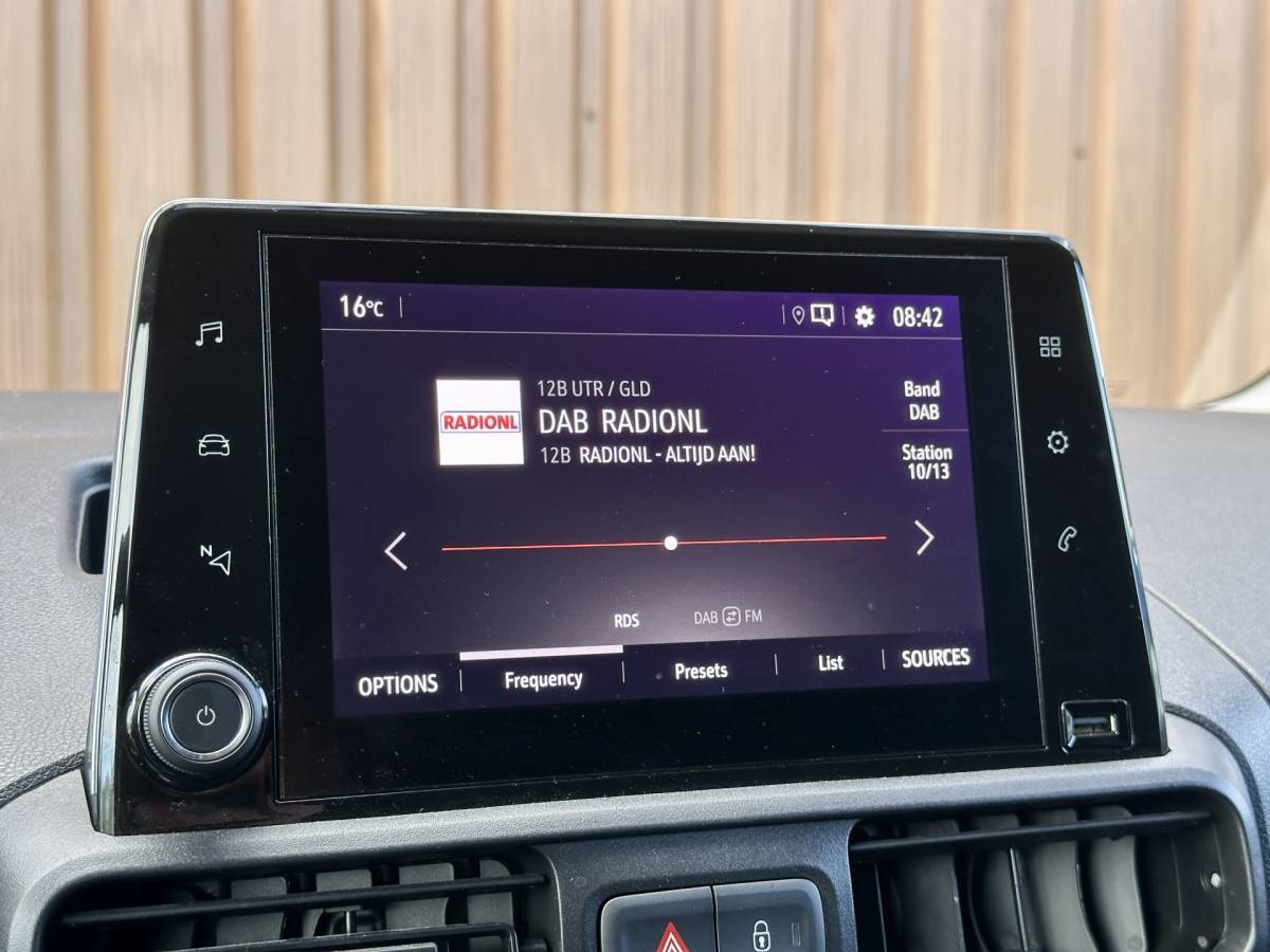 Opel Combo Opel Combo 1.5D L1H1 Standaard | Marge! | Cruise Control | Parkeersensoren | Apple Carplay | Android Auto |