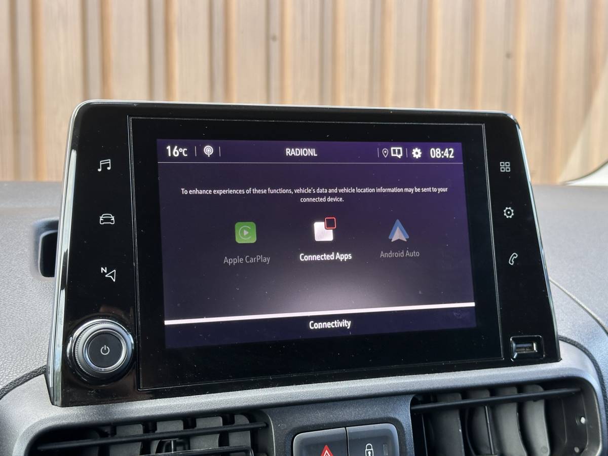 Opel Combo Opel Combo 1.5D L1H1 Standaard | Marge! | Cruise Control | Parkeersensoren | Apple Carplay | Android Auto |