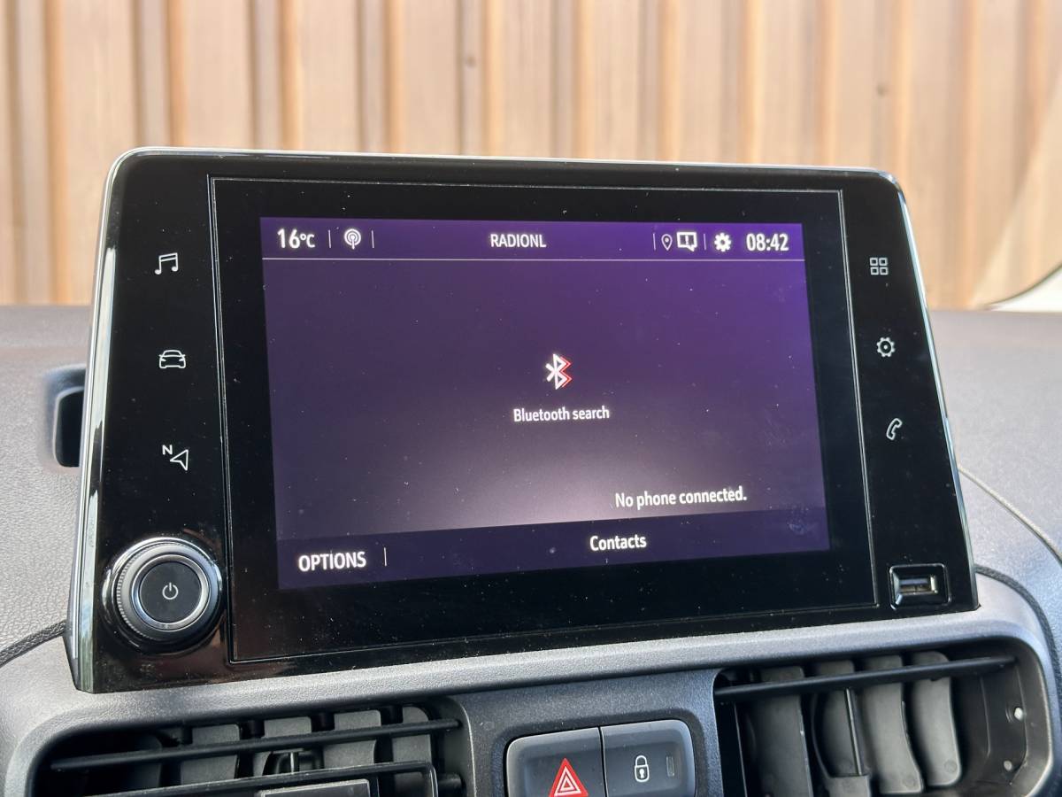 Opel Combo Opel Combo 1.5D L1H1 Standaard | Marge! | Cruise Control | Parkeersensoren | Apple Carplay | Android Auto |