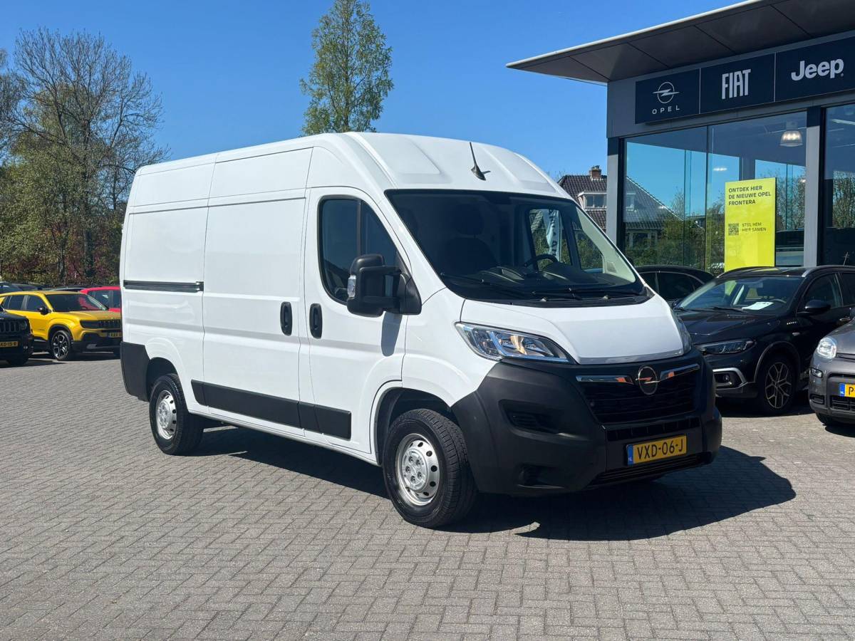Opel Movano Opel Movano 2.2D 140 L2H2 3.3t | Navigatie | Trekhaak | Verzwaarde vering | Climate Control | Cruise Control | Financial Lease mogelijk