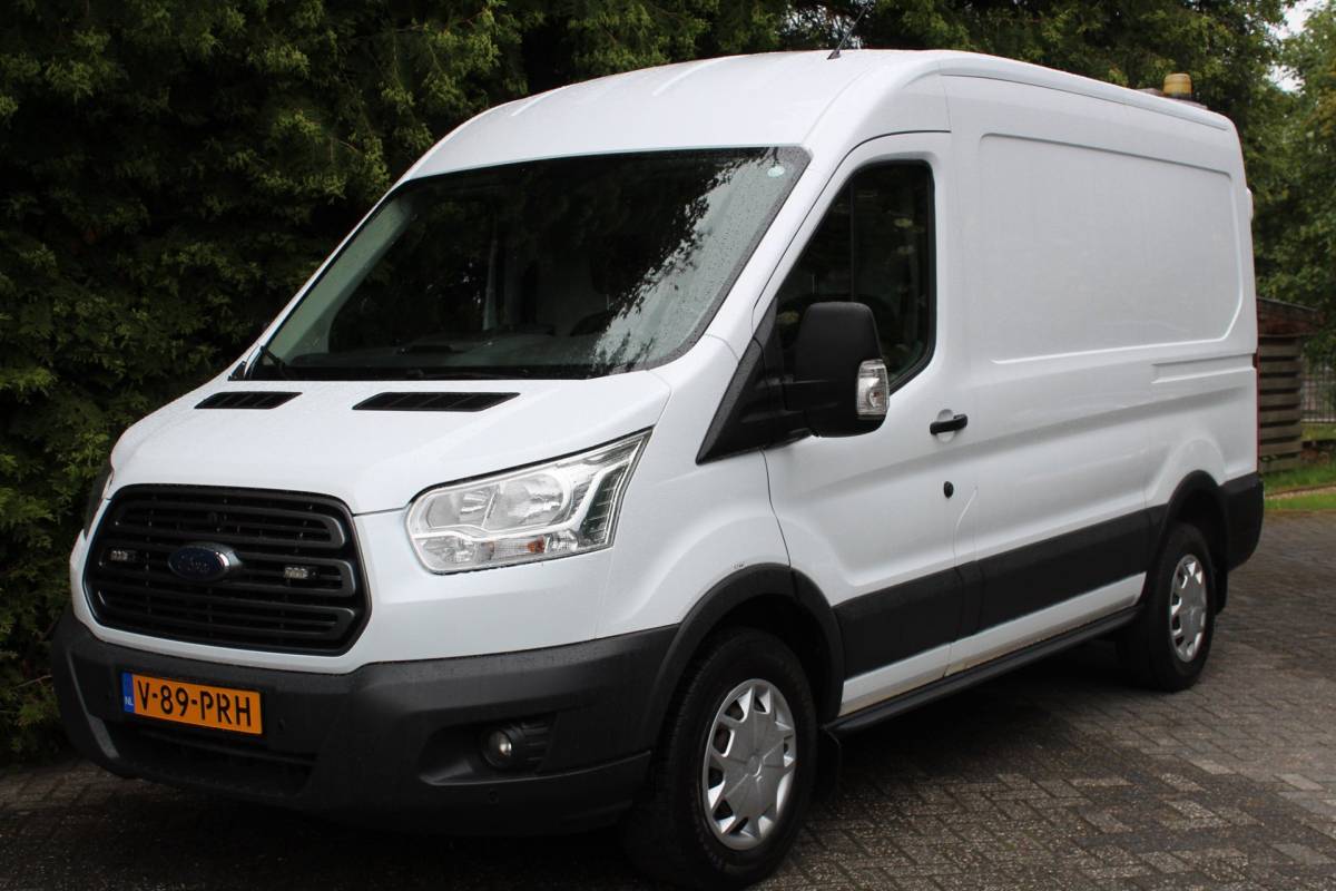 Ford Transit Ford TRANSIT 350 2.0 TDCI L2H2 Trend 131PK | Airco | Cruise Control | Navigatie | Camera | Inbouw
