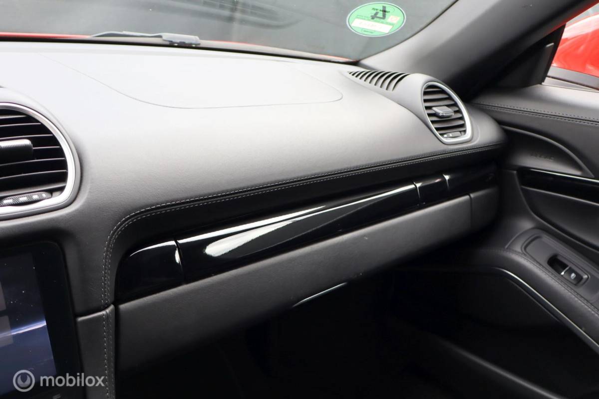Porsche 718 Porsche 718 Boxster 2.0 PDK 300pk elektr sportstoelen | 20″