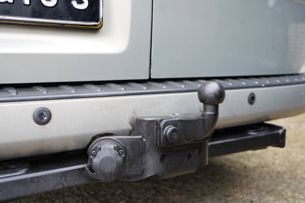 Ford Transit Custom Ford Transit Custom 270 2.2 TDCI L1H1 Limited DC | NAVI | AIRCO | CRUISE | TREKHAAK | PDC | APK.