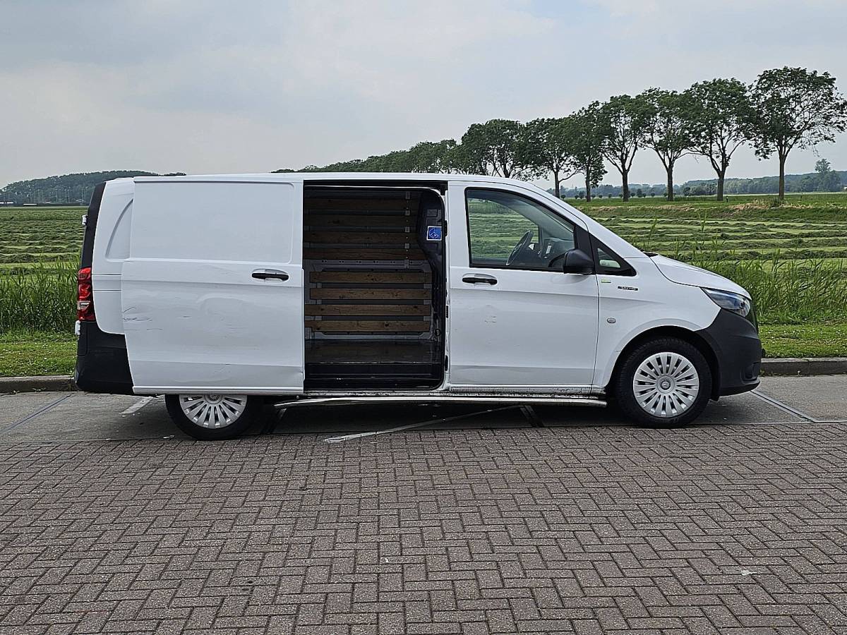 Mercedes-Benz eVito MERCEDES-BENZ EVITO 66kwh wltp 292 kms