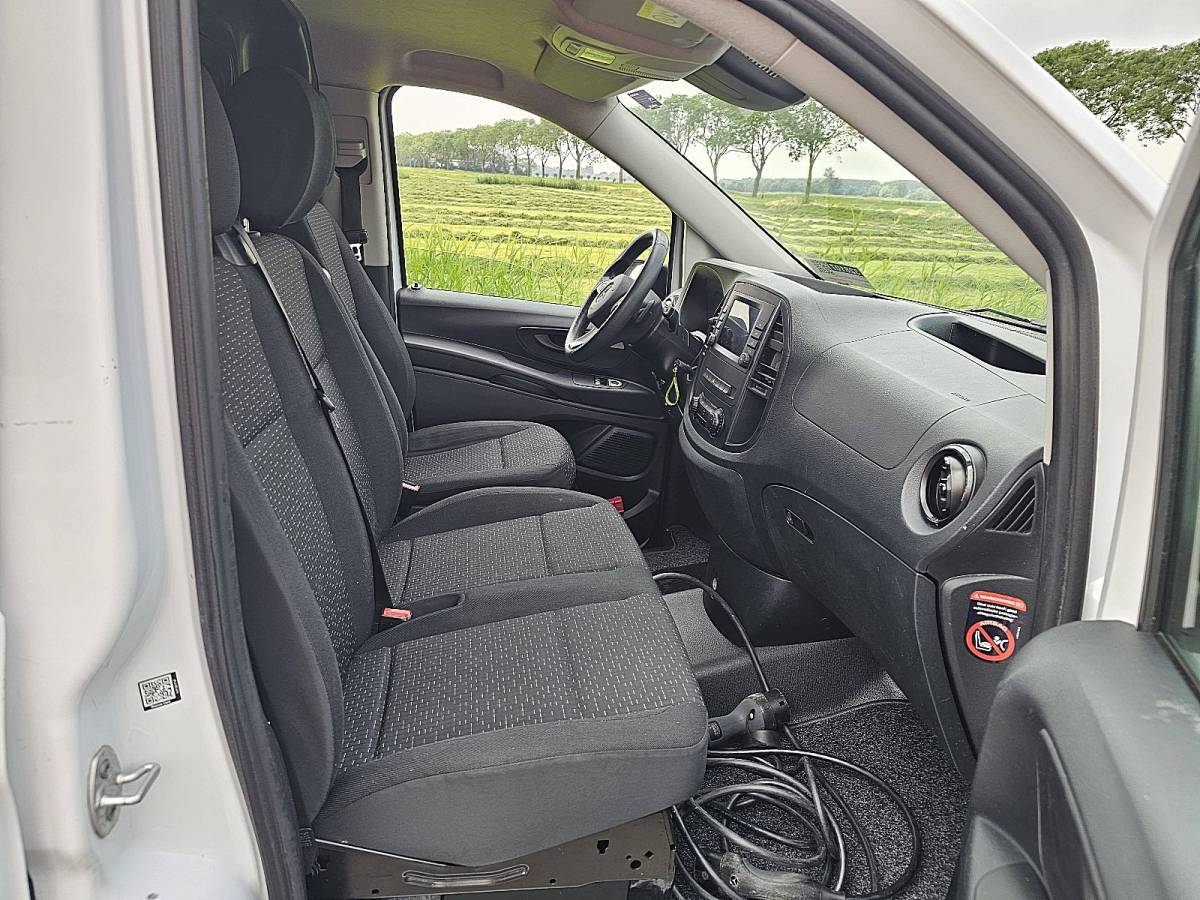 Mercedes-Benz eVito MERCEDES-BENZ EVITO 66kwh wltp 292 kms