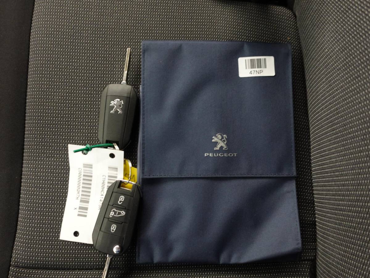 Peugeot Expert Peugeot Expert 2.0 BlueHDI 145PK L3 Automaat Airco Navigatie Trekhaak Cruise Control Carplay