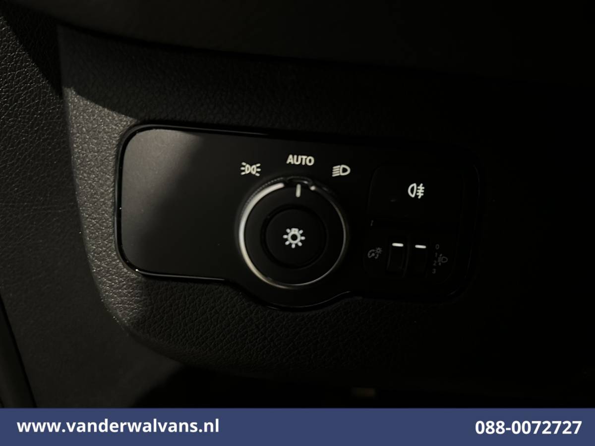 Mercedes-Benz Sprinter Mercedes-Benz Sprinter 317 CDI 170pk L3H2 Euro6 Airco | Camera | Apple Carplay | Cruisecontrol | Stoelverwarming Android Auto, Parkeersensoren, Bijrijdersbank