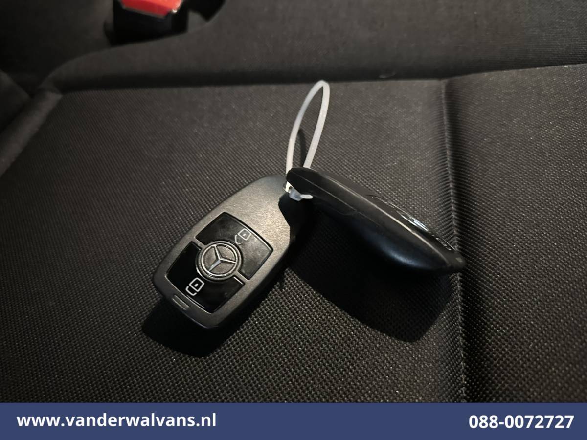 Mercedes-Benz Sprinter Mercedes-Benz Sprinter 317 CDI 170pk L3H2 Euro6 Airco | Camera | Apple Carplay | Cruisecontrol | Stoelverwarming Android Auto, Parkeersensoren, Bijrijdersbank