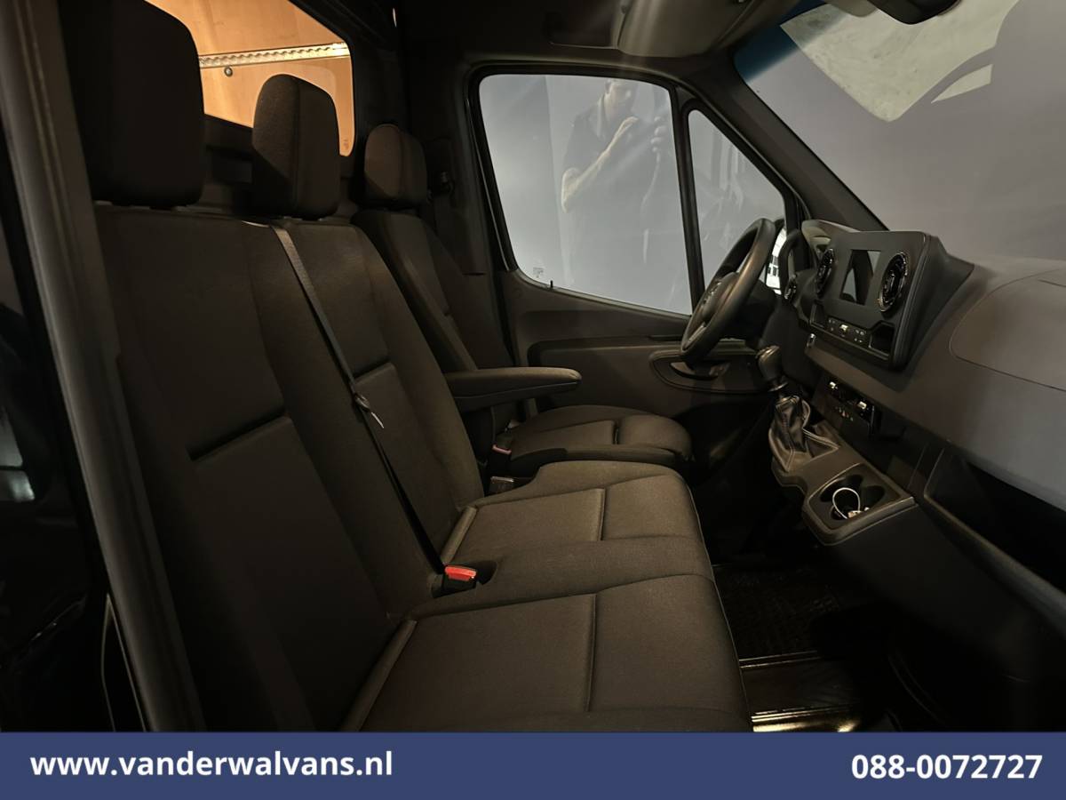 Mercedes-Benz Sprinter Mercedes-Benz Sprinter 317 CDI 170pk L3H2 Euro6 Airco | Camera | Apple Carplay | Cruisecontrol | Stoelverwarming Android Auto, Parkeersensoren, Bijrijdersbank
