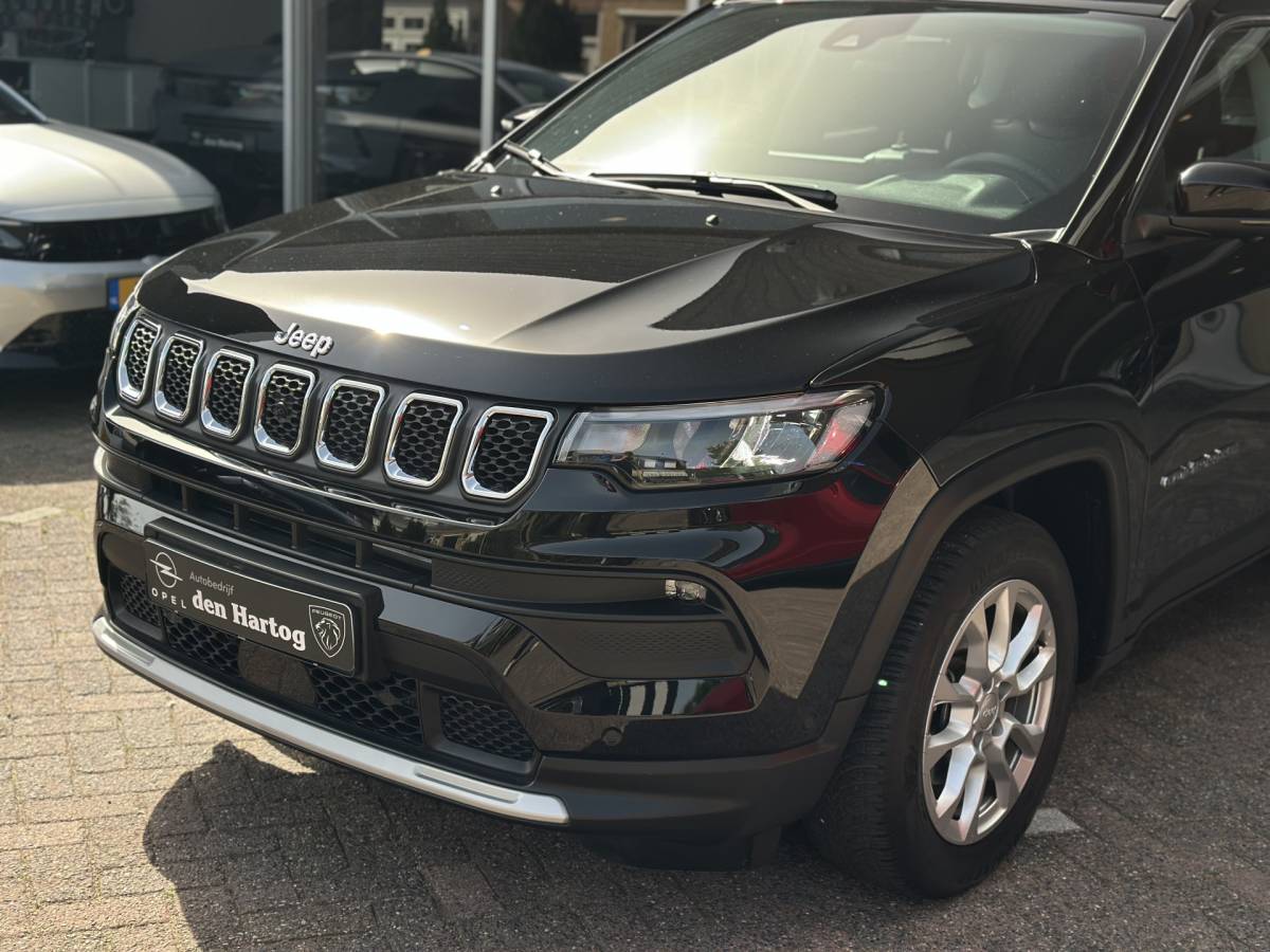 Jeep Compass Jeep Compass 1.5T e-Hybrid Longitude 1450KG trekgewicht/Stoel+stuur verwarming.