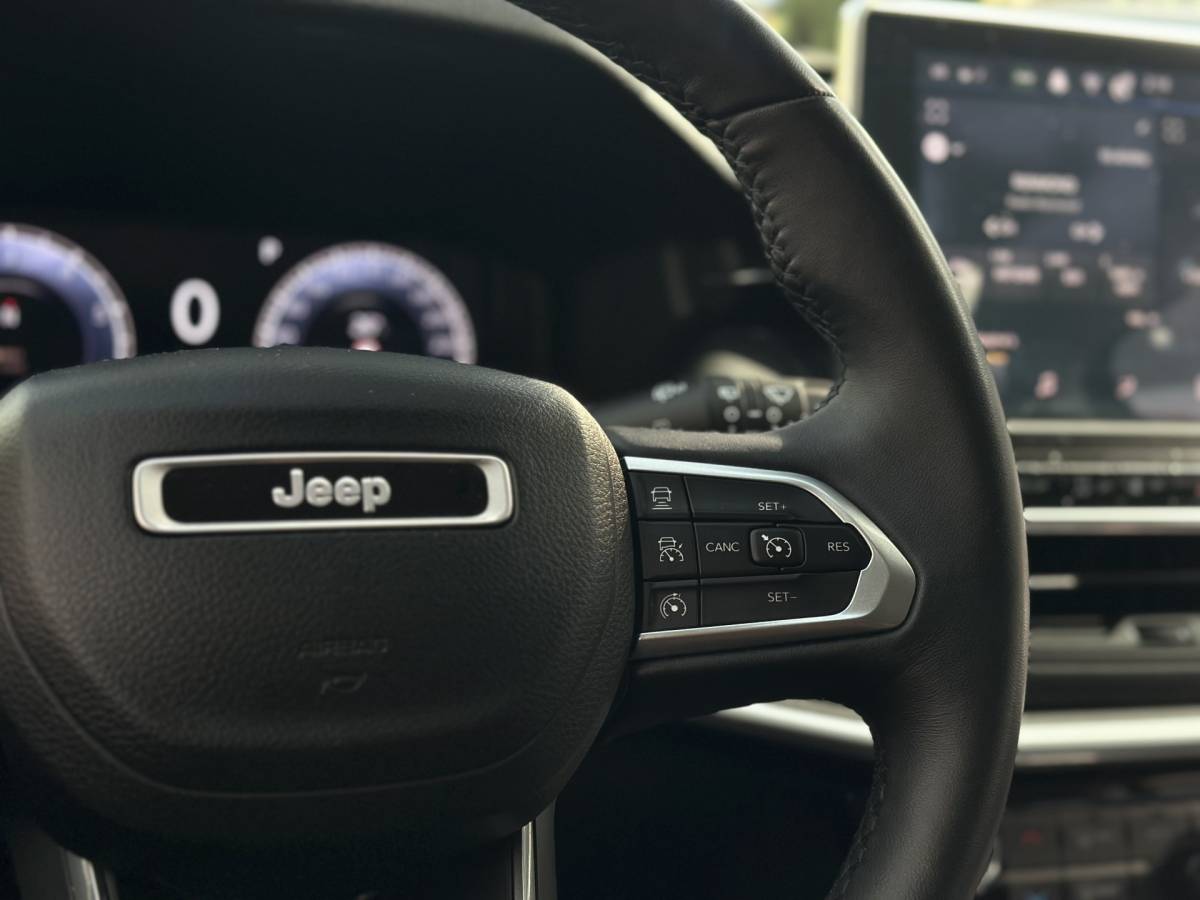 Jeep Compass Jeep Compass 1.5T e-Hybrid Longitude 1450KG trekgewicht/Stoel+stuur verwarming.