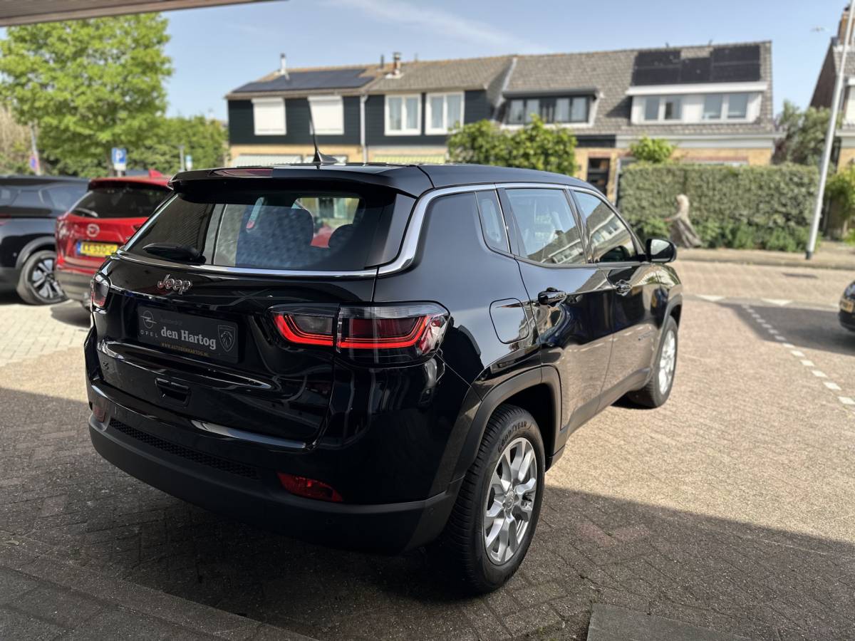 Jeep Compass Jeep Compass 1.5T e-Hybrid Longitude 1450KG trekgewicht/Stoel+stuur verwarming.