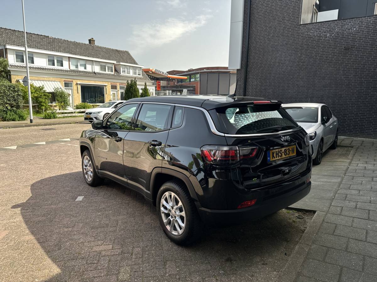 Jeep Compass Jeep Compass 1.5T e-Hybrid Longitude 1450KG trekgewicht/Stoel+stuur verwarming.