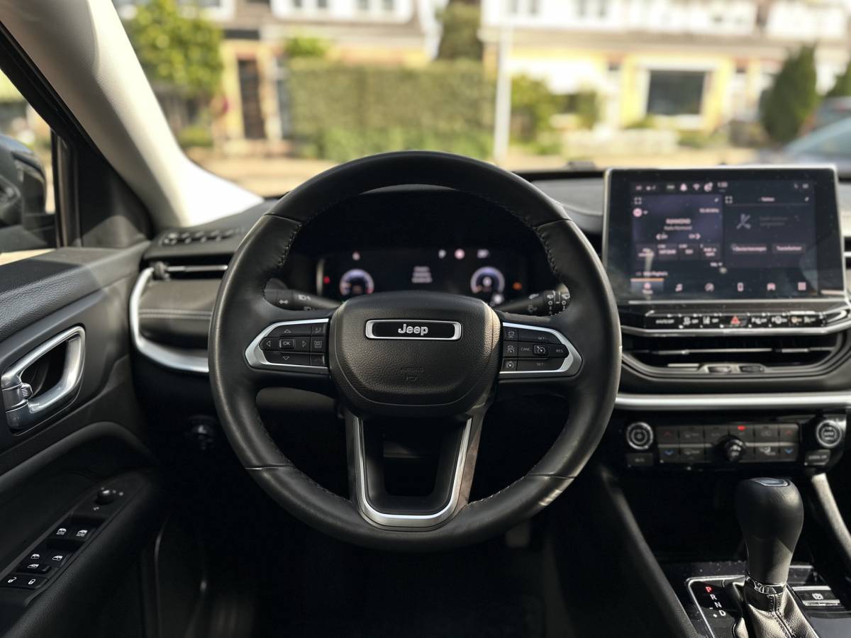 Jeep Compass Jeep Compass 1.5T e-Hybrid Longitude 1450KG trekgewicht/Stoel+stuur verwarming.