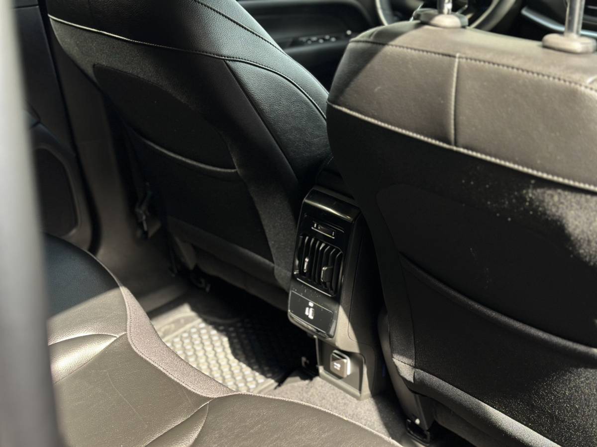 Jeep Compass Jeep Compass 1.5T e-Hybrid Longitude 1450KG trekgewicht/Stoel+stuur verwarming.