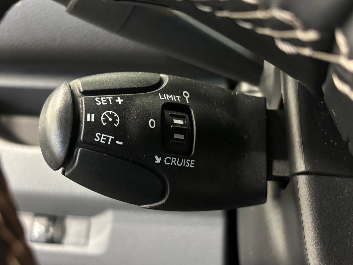 Peugeot Expert Peugeot Expert 2.0 BlueHDI 180 Long Premium Automaat