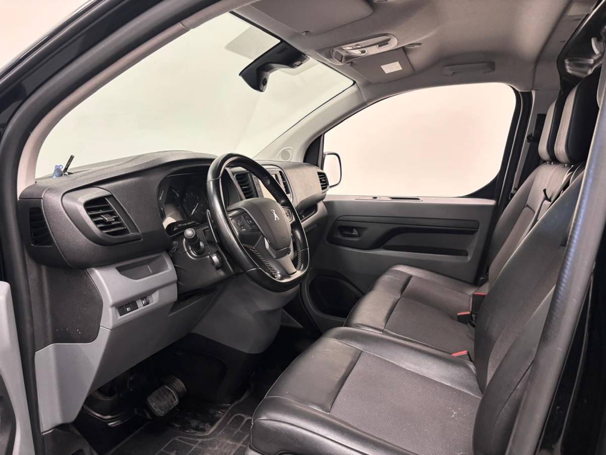 Peugeot Expert Peugeot Expert 2.0 BlueHDI 180 Long Premium Automaat